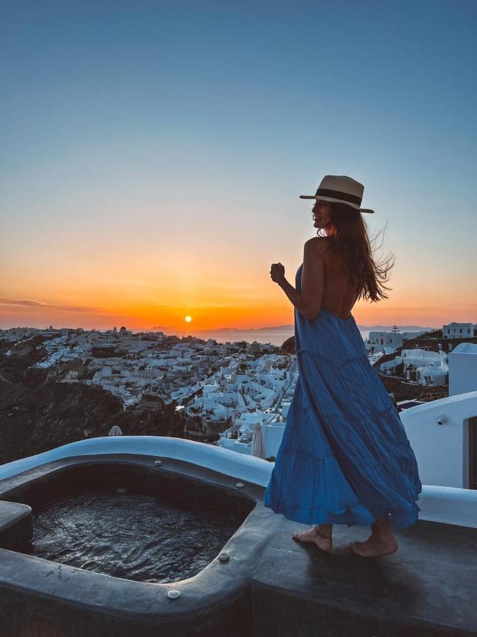 Captain John Villas Oia - Caldera & Sunset View Extérieur photo