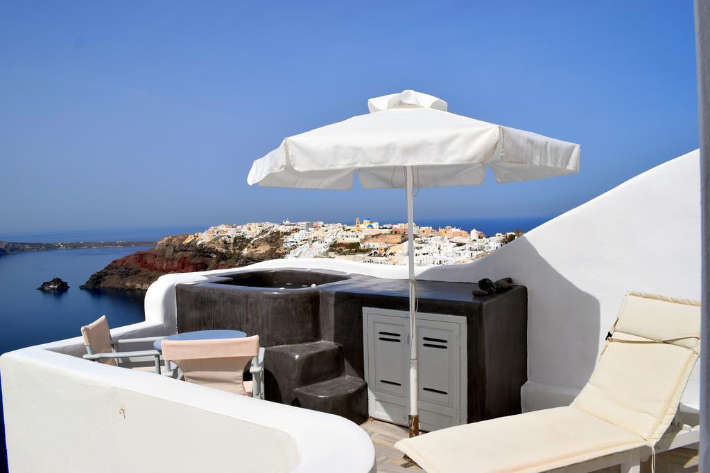 Captain John Villas Oia - Caldera & Sunset View Extérieur photo